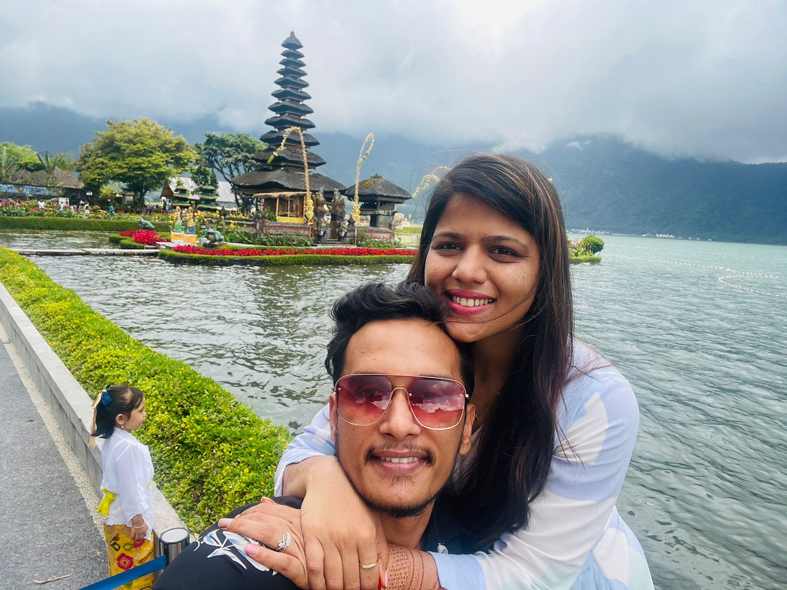 Happy Traveller 36