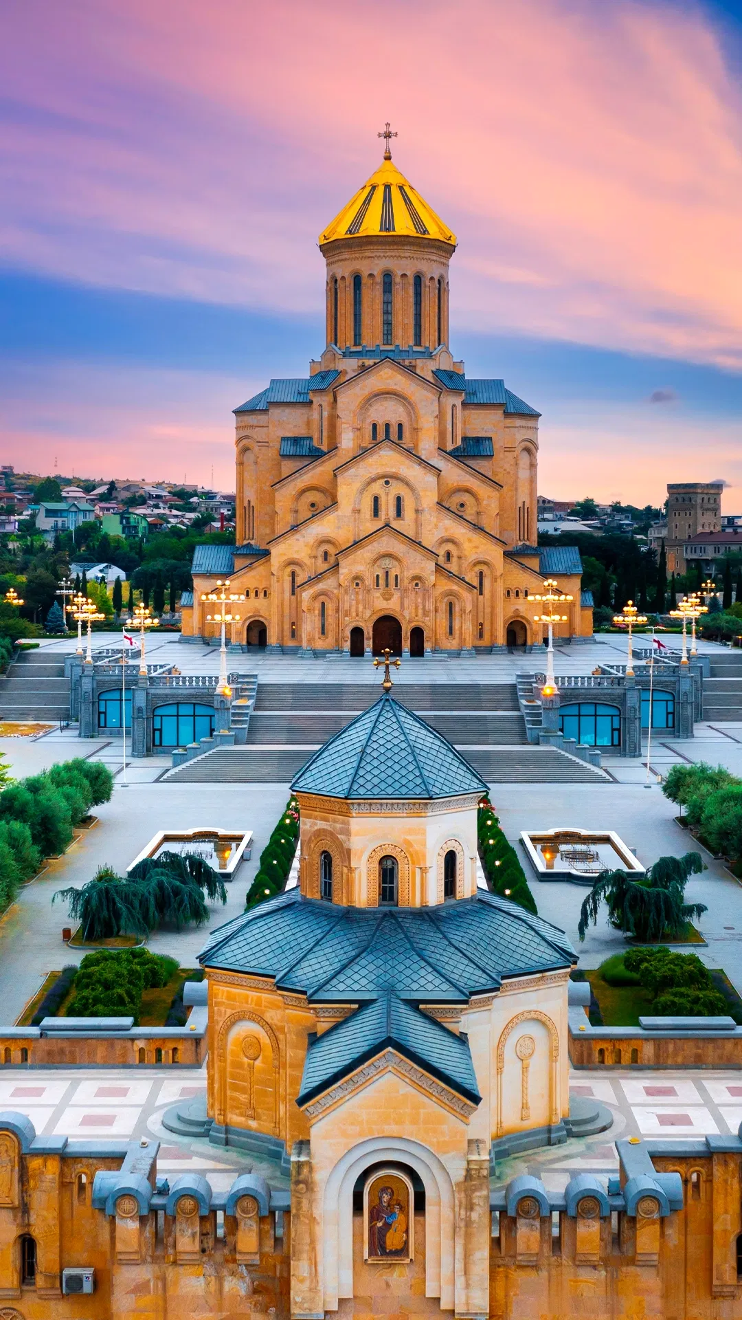 Arrival in Tbilisi. Welcome to Georgia.