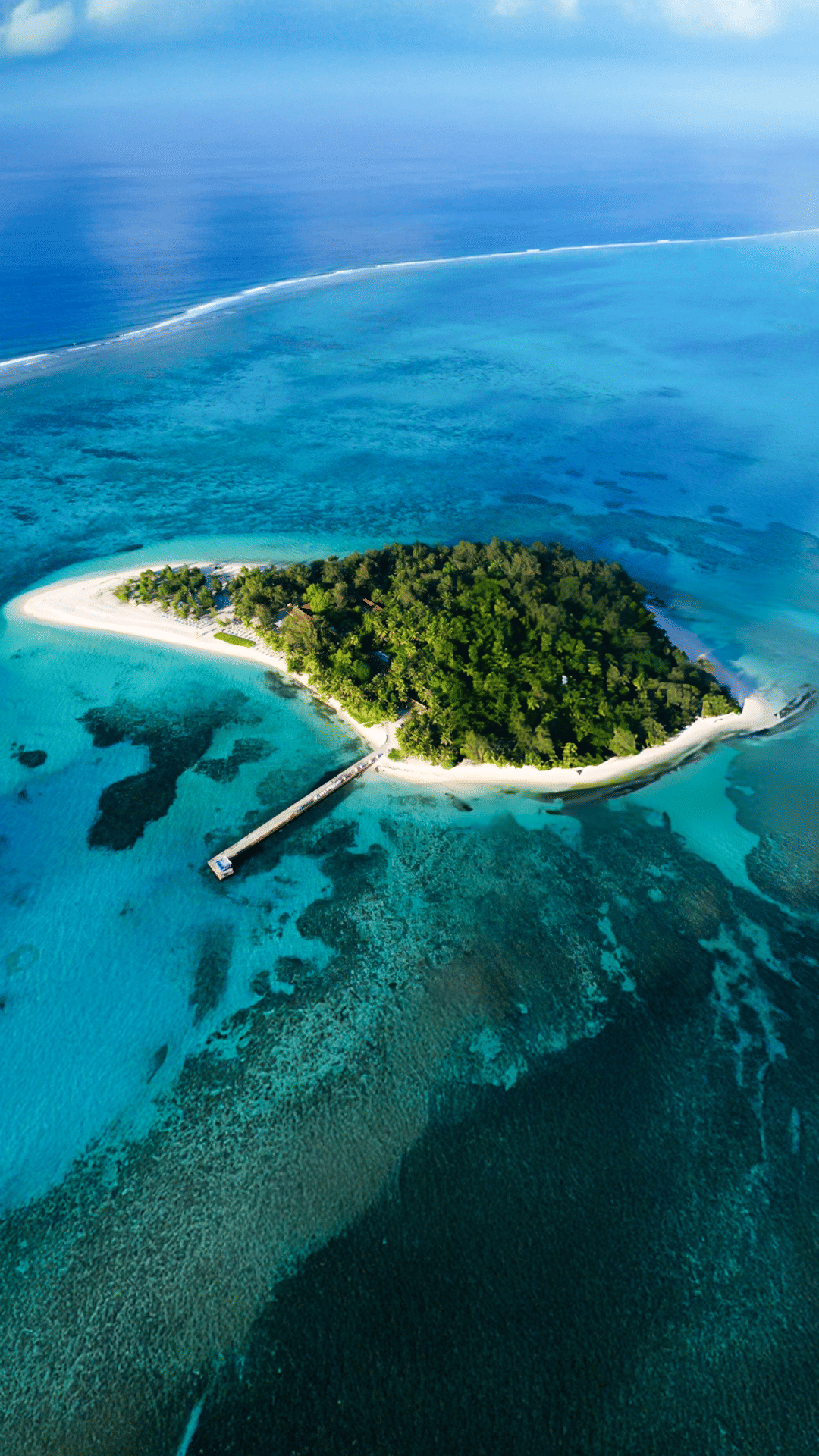 5 Days Maldives Trip with Beach Bungalow at Makunudu